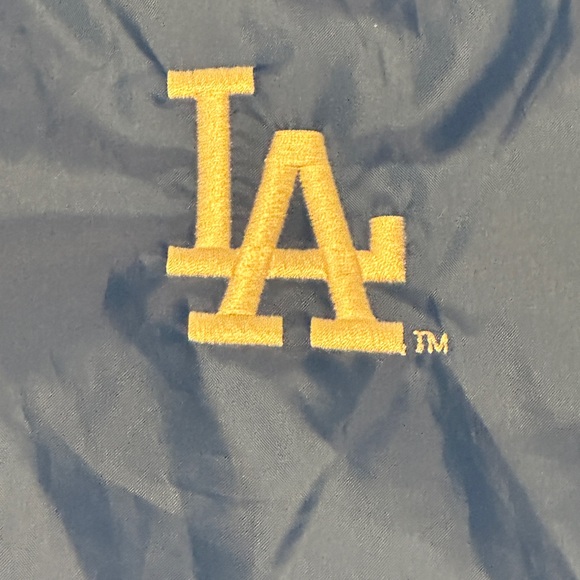 Los Angeles Dodgers Dunbrooke Royal Coach’s Raglan Full-Snap Windbreaker Jacket - Picture 2 of 4